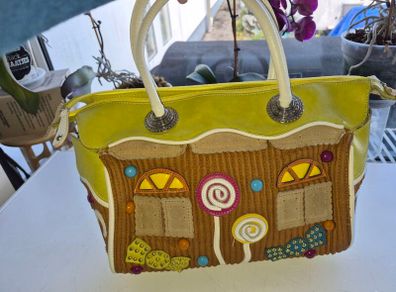Handbag