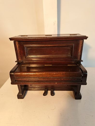 Miniature  Standing Piano