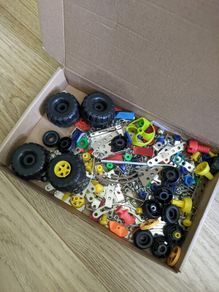 meccano pieces