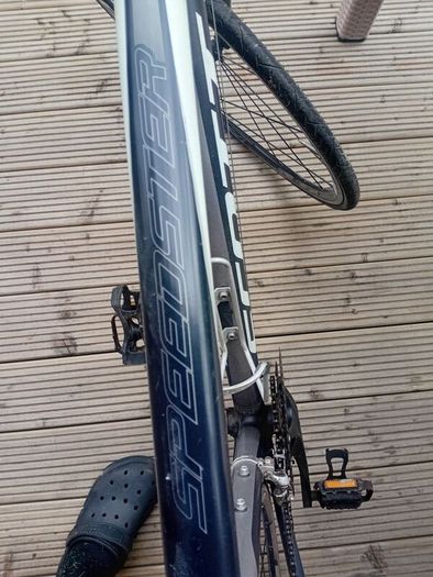 Road bike
