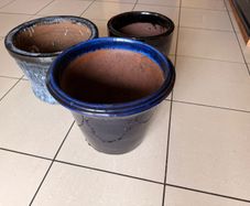 Ceramic flower pots (3)