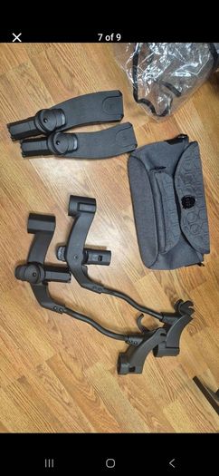 Egg2 Complete Travel System - professionally cleaned prior to selling. Any further questions please ask.