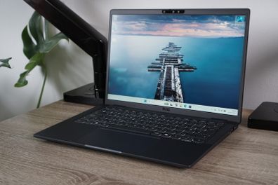 Dell Latitude 7350 13.3" Ultralight | Ultra 7 165U | 32GB | Warranty 2028