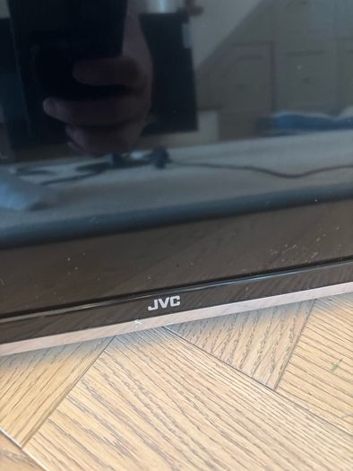 JVC Smart Tv  (no remote) 32 inch LED