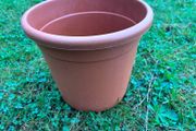 Plastic terracotta flower pot