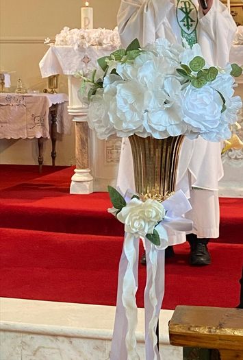 White Rose Flower Centerpieces