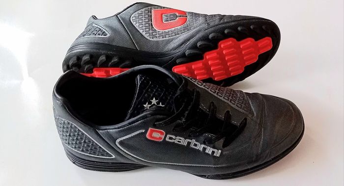 Football Boots UK4