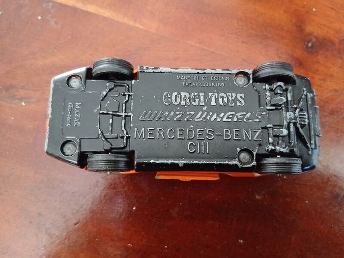 Corgi Whizzwheels Mercedes c3