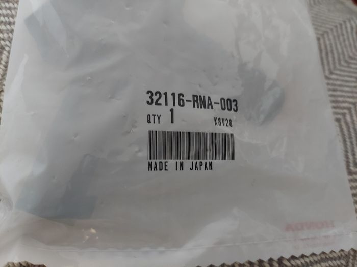 Honda parts  32116-RNA-003