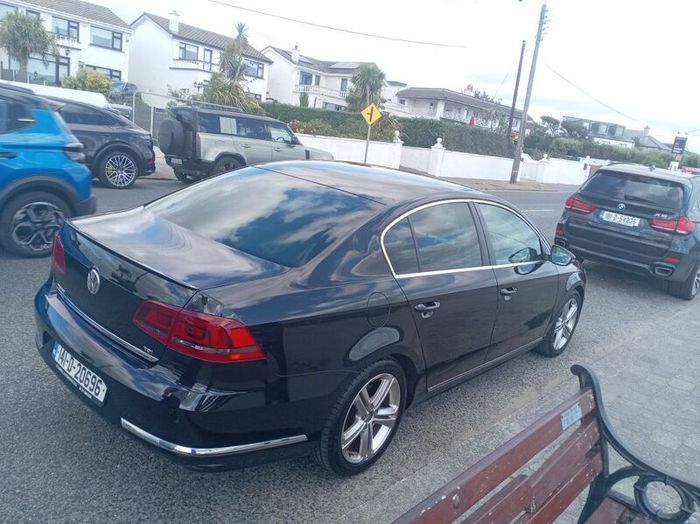 2014 Volkswagen Passat R line