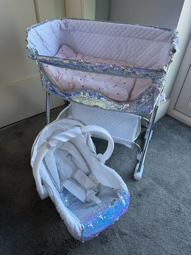 Dolls Car Seat & Bedside Crib
