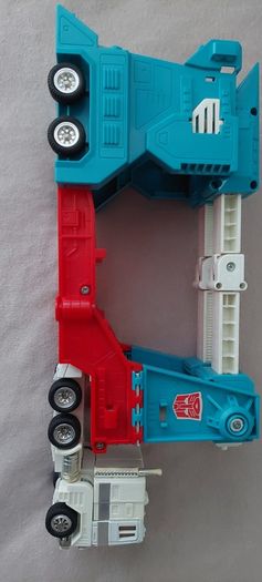 Transformer / toy