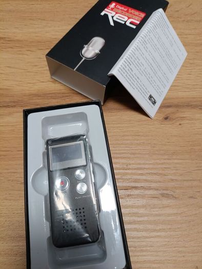 digital voice recorder REC