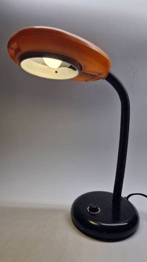 vintage desk lamp