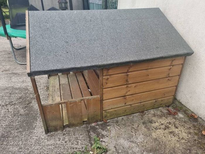 Dog Log Cabin Box