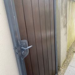 Hardwood & Galvanised Steel Side Gate, Lockable, 170 x 102cm, Solid Gate