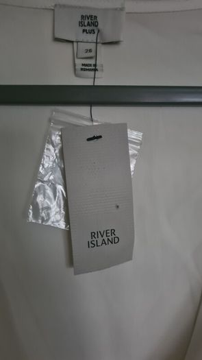 River Island Cow Neck Top Size 26 Nwt