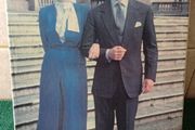 2 Vintage Royal Jigsaw Puzzle (300-pieces)  in each