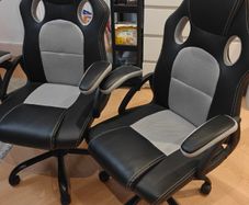 2 Conference Chairs