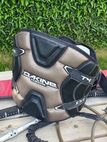 Dakine windsurf harness (size large)