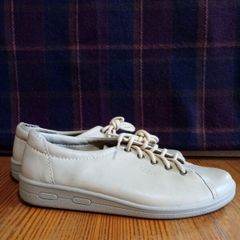 Ecco leather shoes light stone size 38 5