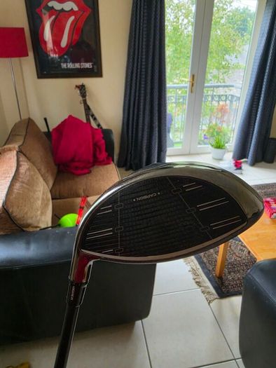 Taylormade Qi35 driver (right handed)