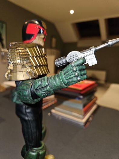 2000AD ThreeA 3A Judge Dredd 1/6 scale figure (damaged)