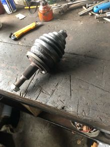 T5 transporter/ caravelle cv joint