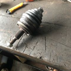 T5 transporter/ caravelle cv joint
