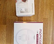 Momcozy M5 Wearable Breast Pump Excellent Condition