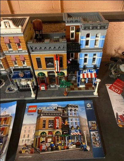 Lego Creator sets 10255 and 10246