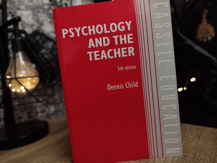 Psychology and the Teacher ! 1992 ! by Thomson Learning !