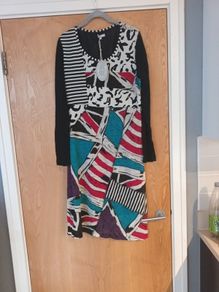 Sha & Sha Kint Style   Dress.  S.14- 16.  B.N.W.T