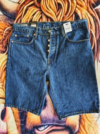 Levi's shorts