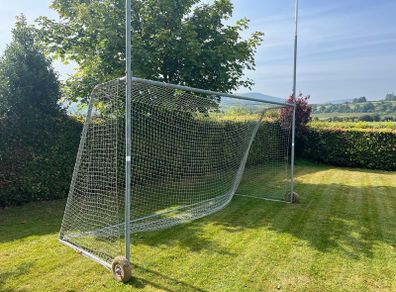 Goal post