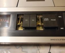 From 1978 Bang & Olufsen Beocord 1900, working, see the pictures.