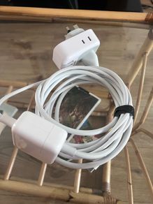 Macbook air charger 30w