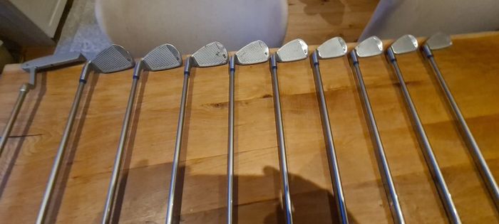 golf set (vantage clubs)