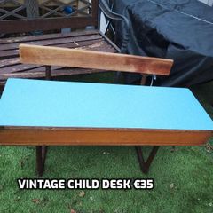 Vintage child desk (25257)