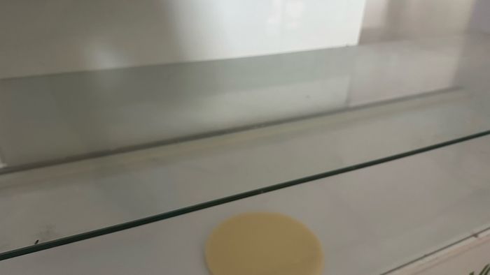 Shop glass counter unit