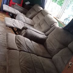 Free recliner couch