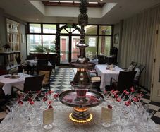 Champagne Fountain