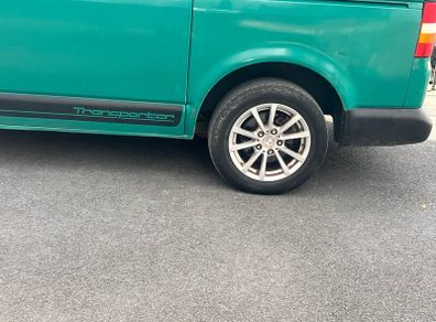 16 BMW allots and tyres