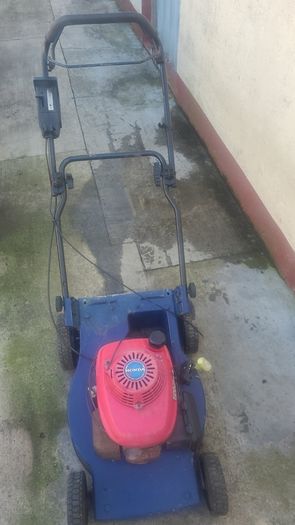 NEED GONE lawnmower for parts