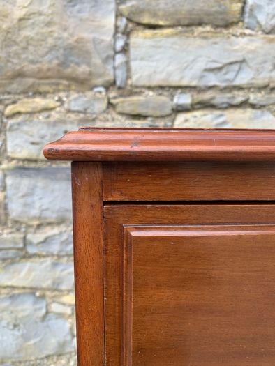 Late Edwardian Mahogany Chest of Drawers.