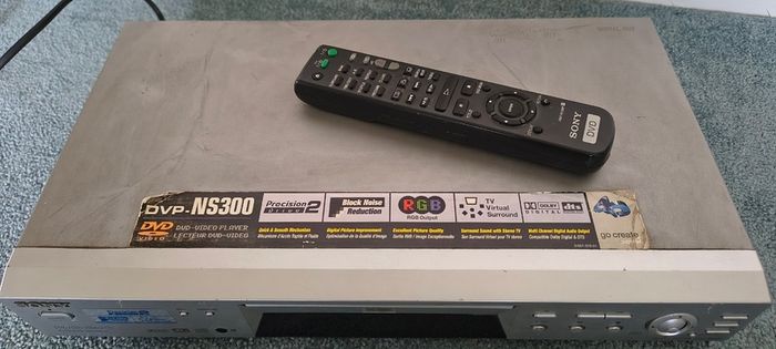 Sony Cd/dvd Player Dvp-ns300