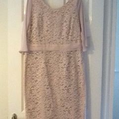 Stunning Jacques Vert dusty pink lace dress