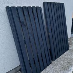2 timber gates