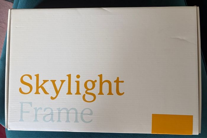 Sky Light 10" digital picture frame