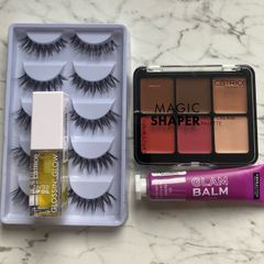 Makeup bundle